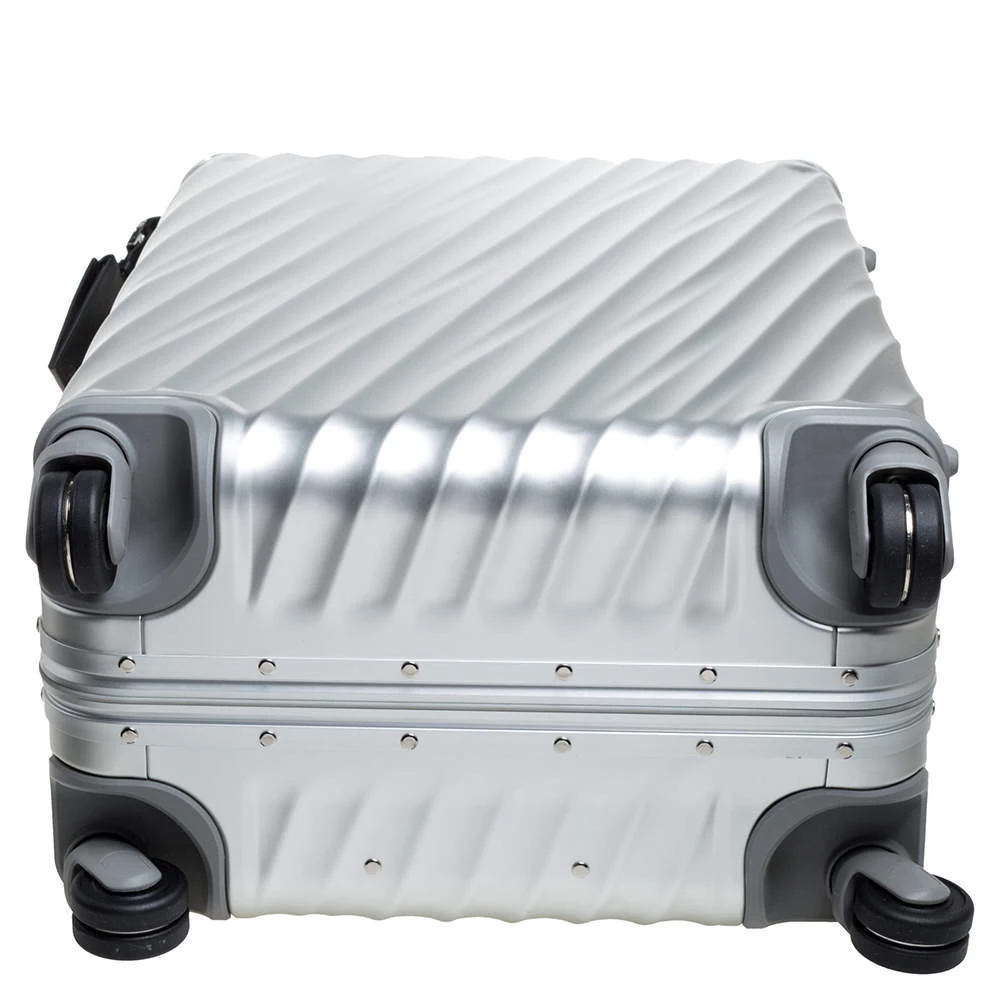 TUMI Silver 19 Degrees Aluminum Extended Trip Packing Case For Men - Image 6
