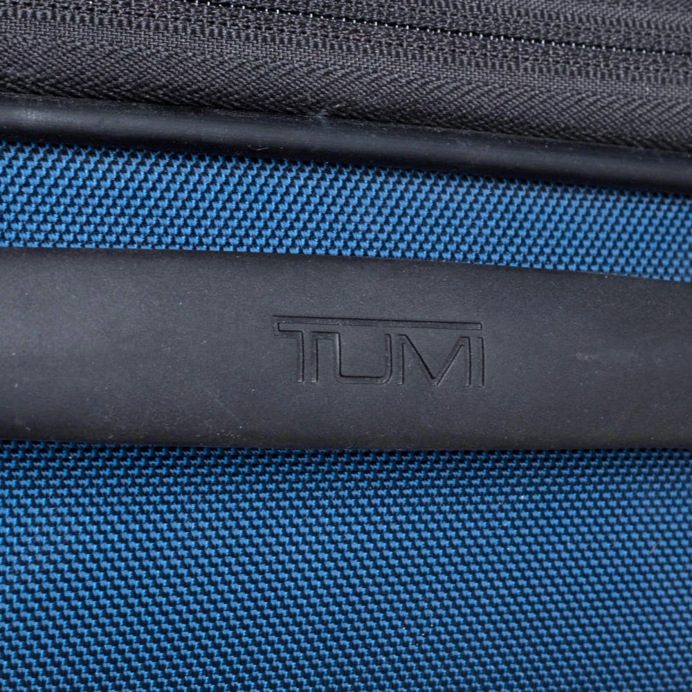 TUMI Blue/Black Nylon Gen 4.2 Lightweight International Carryon Luggage For Men - Image 15