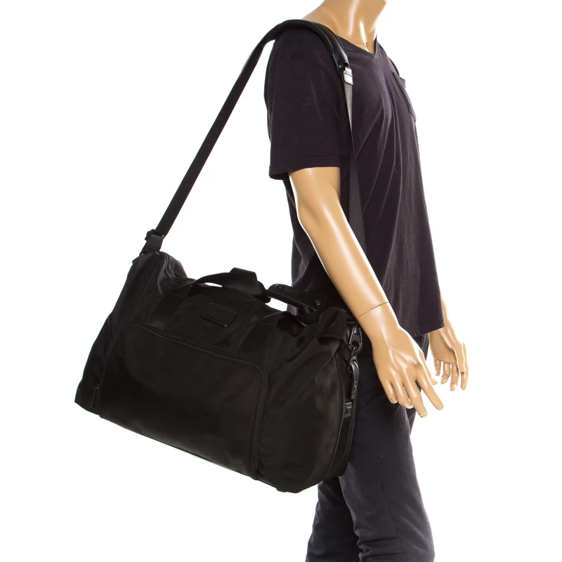 TUMI Black Nylon Alpha 2 Double Expansion Duffel Bag For Men - Image 2
