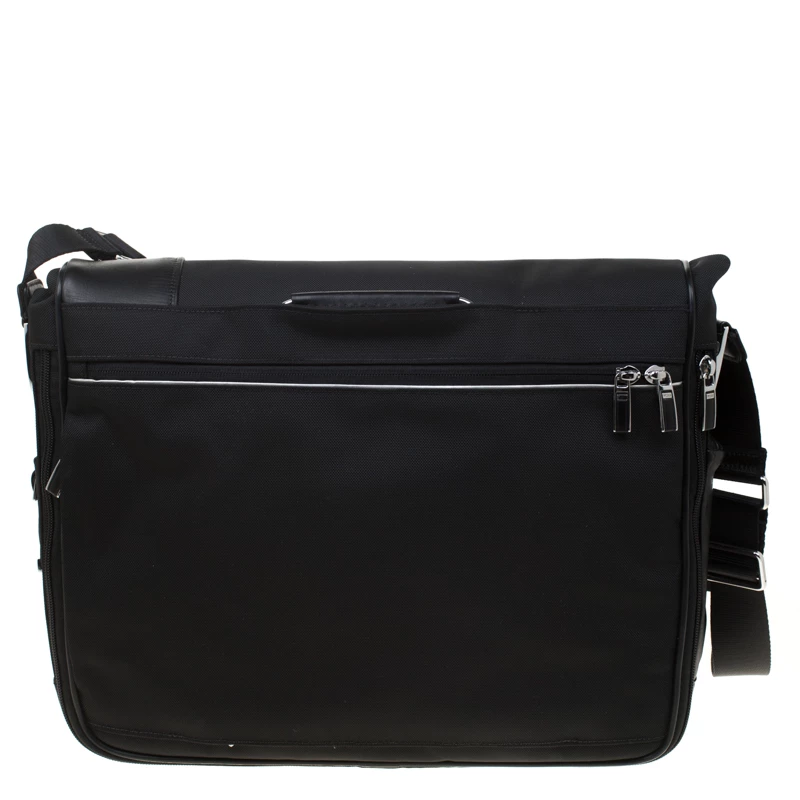 Tumi Black Nylon And Leather Arrive Galeao Messenger Bag For Men - Image 4