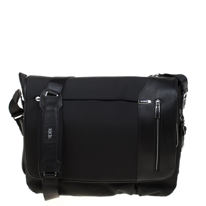 Tumi Black Nylon And Leather Arrive Galeao Messenger Bag For Men