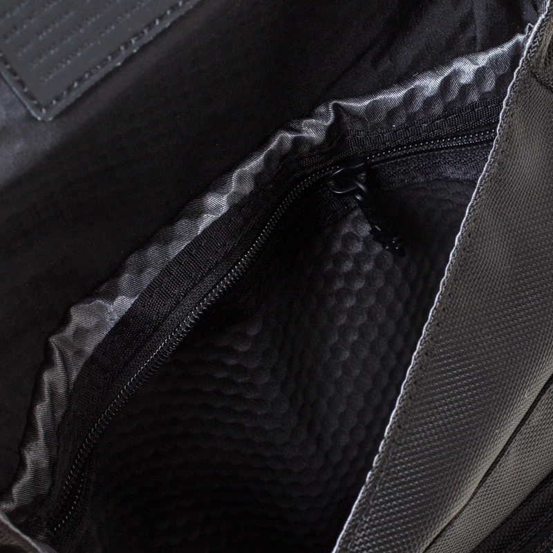 Tumi Black Nylon And Leather Alpha Bravo Braton Crossbody Bag For Men - Image 7