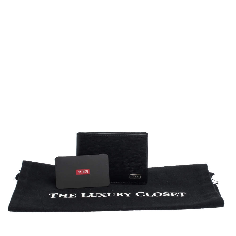 Tumi Black Leather Slim Bifold Wallet For Men - Image 9