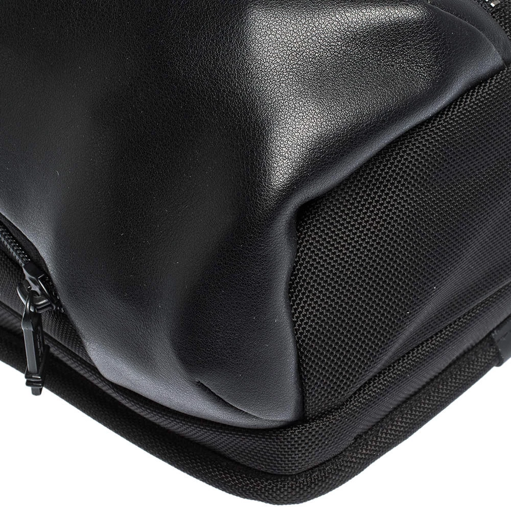 TUMI Black Nylon And Leather Alpha Bravo Saratoga Sling Bag For Men - Image 10