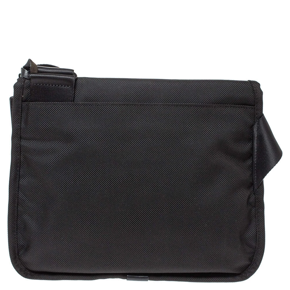 Tumi Black Nylon Messenger Bag For Men - Image 4