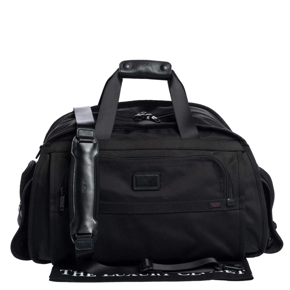 TUMI Black Nylon Alpha Duffle Bag For Men - Image 9