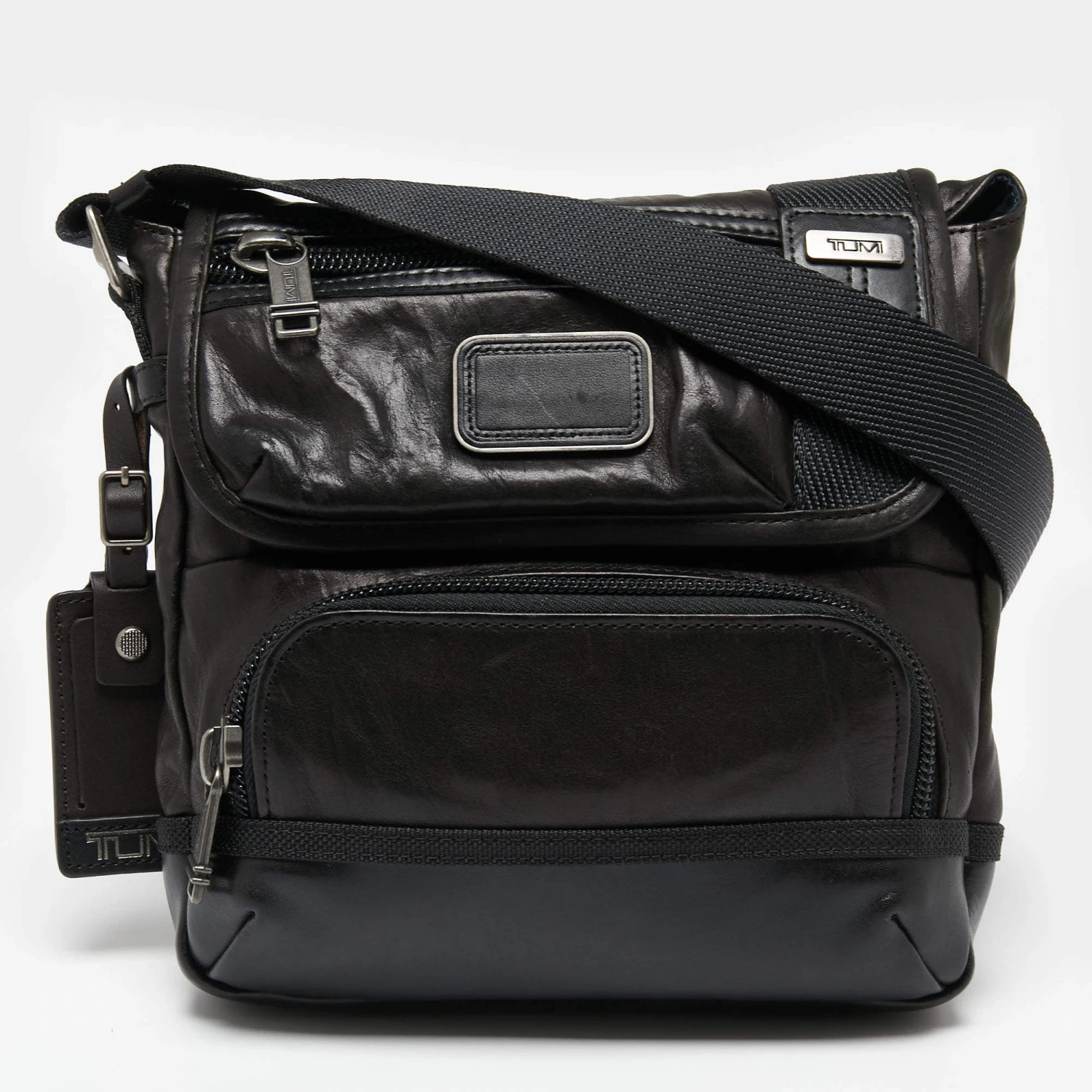 TUMI Black Leather Alpha Bravo Barstow Messenger Bag For Men