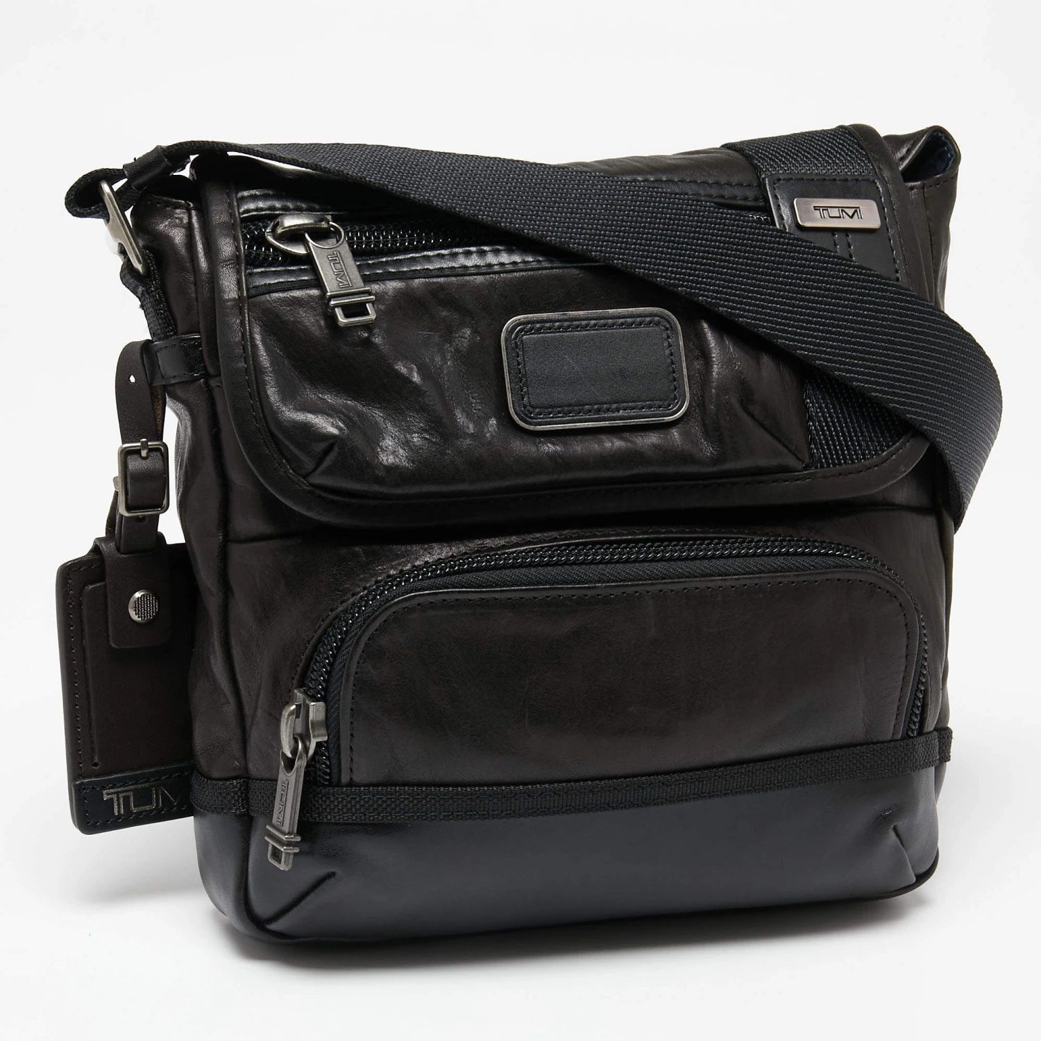 TUMI Black Leather Alpha Bravo Barstow Messenger Bag For Men - Image 3