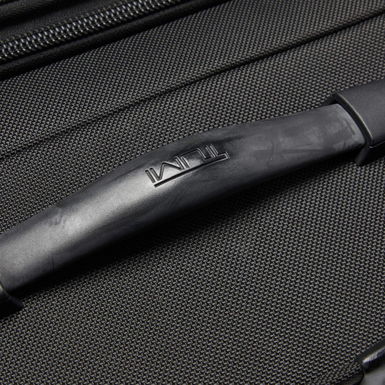 TUMI Black Nylon Alpha 2 Continental Carry On Suitcase For Men - Image 7