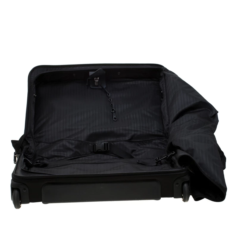 Tumi Black Nylon Alpha Wheeled Carry On Garment Bag For Men - Image 7