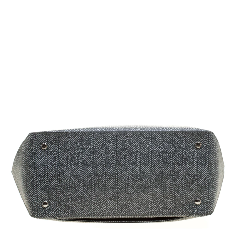 Tumi Grey Canvas Coated And Leather Trim Tote For Women - Image 6