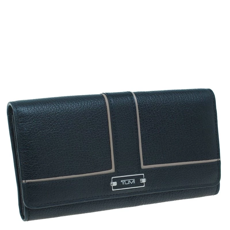 Tumi Black Leather Chelsea Continental Flap Wallet For Women - Image 3